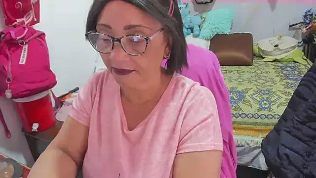 Mrs mommy  online show from March 17, 2026, 9:07 pm