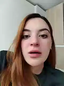 Snapshot of Bellacrox chatting on January 14, 2025, 9:30 pm Bellacrox online show from January 14, 2025, 9:30 pm