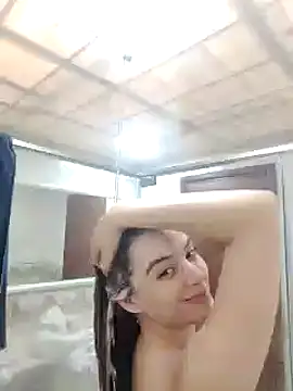 Snapshot of Bellacrox chatting on January 22, 2025, 8:49 pm Bellacrox online show from January 22, 2025, 8:49 pm