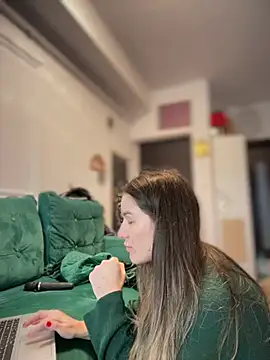 Snapshot of HotXMom chatting on February 27, 2026, 8:14 am HotXMom online show from February 27, 2026, 8:14 am