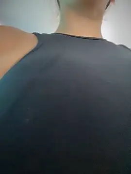 HotXMom online show from April 22, 2026, 6:05 am