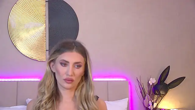 EvellineClaire online show from October 11, 2025, 8:35 am