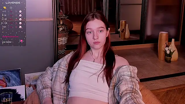 Ksuhesa online show from March 8, 2025, 1:14 pm