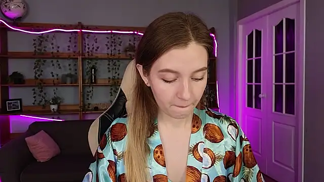 Ksuhesa online show from February 27, 2026, 8:03 am