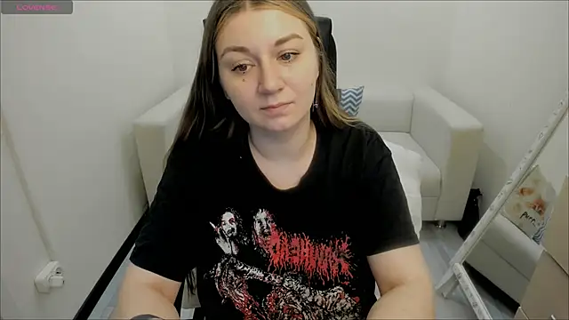 AlisaBacker online show from January 28, 2025, 8:04 pm