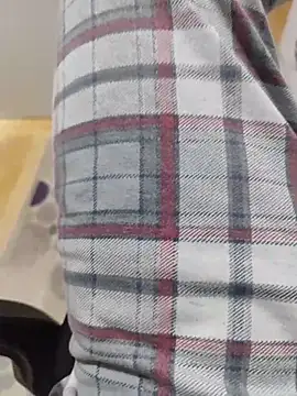 ertance40 online show from April 11, 2026, 9:08 pm