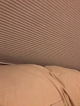 fjtye1w online show from November 20, 2025, 3:18 am