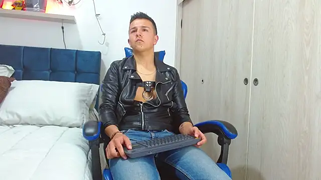 flint ryan online show from February 5, 2026, 6:34 pm