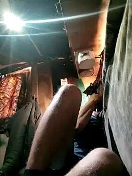 hothippie420 online show from November 17, 2025, 5:30 pm