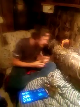 hothippie420 online show from December 5, 2025, 1:36 am