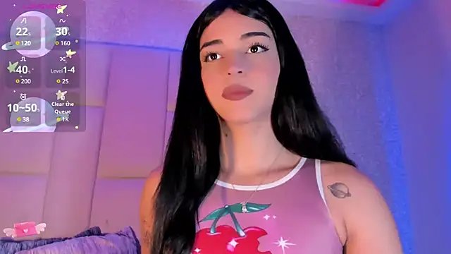 Summer walkerr online show from March 10, 2025, 12:37 pm