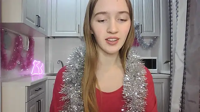 Snapshot of leslie_my_lovee chatting on December 23, 2024, 8:14 pm leslie my lovee online show from December 23, 2024, 8:14 pm