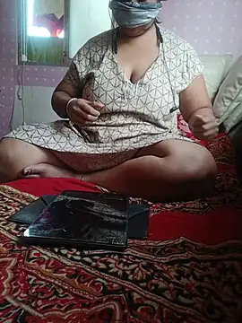 Ivy-09 online show from February 17, 2026, 5:26 am