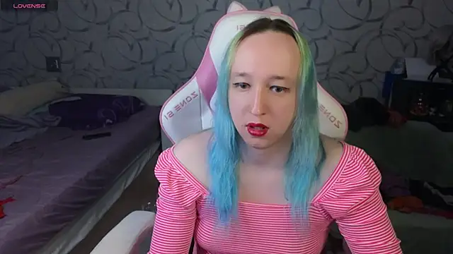 TheTrixy online show from April 13, 2026, 12:43 pm