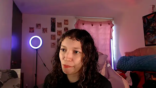 AllyDonfort online show from February 13, 2026, 9:44 pm