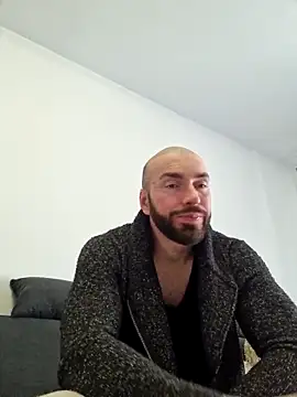 AronGrant online show from March 2, 2025, 12:22 pm