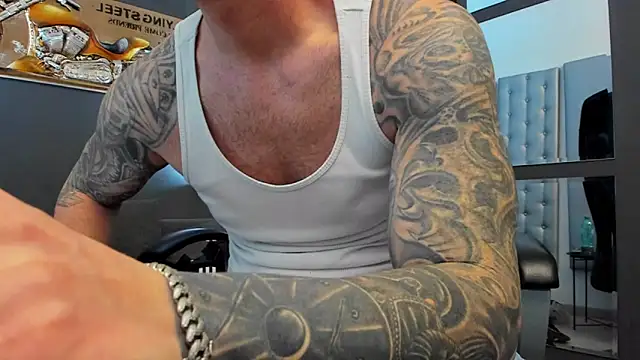 AronGrant online show from April 21, 2026, 9:37 am