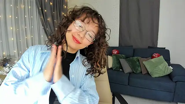 AgnieszkaBanana online show from February 13, 2025, 3:07 am