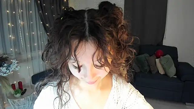 AgnieszkaBanana online show from February 19, 2025, 4:23 am