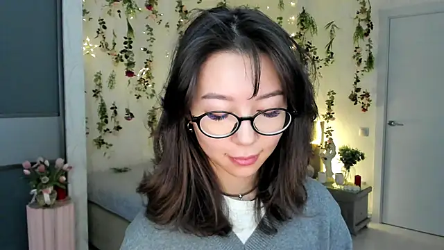 AgnieszkaBanana online show from April 22, 2026, 3:09 am