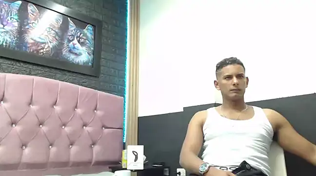 Chris Dick23 online show from January 14, 2025, 3:32 am