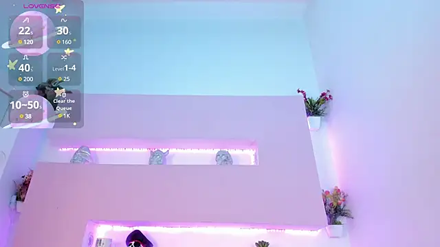 Miiaa doll online show from February 1, 2025, 5:47 pm