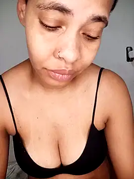 Su Duarte 1 online show from January 5, 2025, 5:09 am