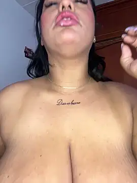 KorinaKovaa online show from March 10, 2025, 7:40 pm