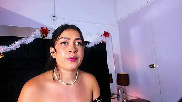 Miaa Garcia online show from December 13, 2024, 12:42 am