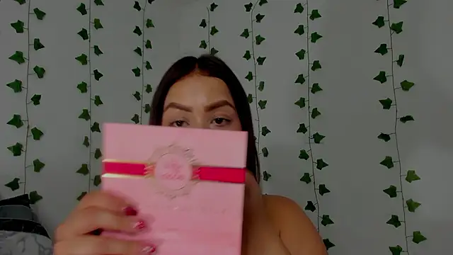 Miaa Garcia online show from January 14, 2026, 10:14 pm