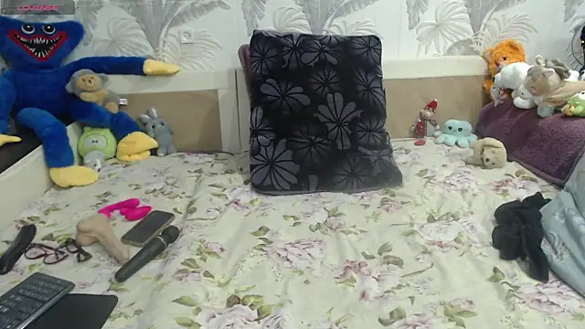 Snapshot of CamDiva113 chatting on February 16, 2026, 1:07 pm CamDiva113 online show from February 16, 2026, 1:07 pm