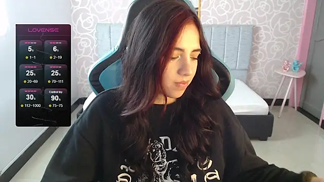 ninfa1 ch online show from December 23, 2024, 2:28 pm