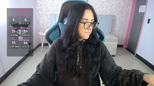 ninfa1 ch online show from February 22, 2025, 11:13 am