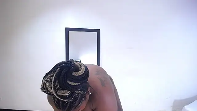 exotic karmella online show from September 24, 2025, 8:34 pm