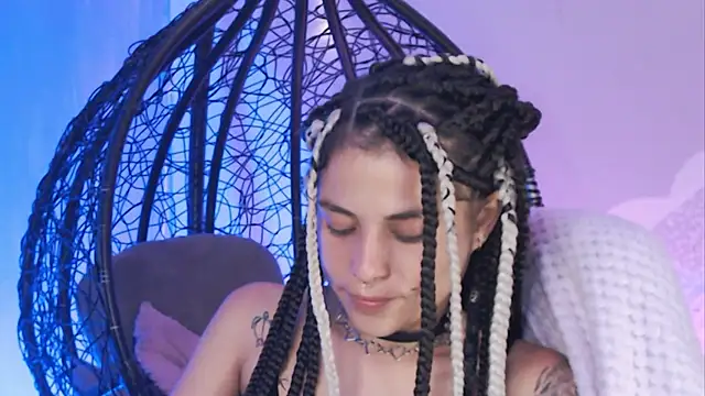 Hellen dumont online show from February 6, 2025, 8:39 am