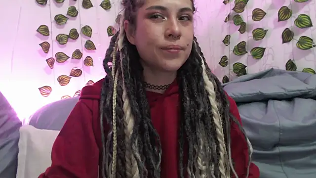 Hellen dumont online show from October 14, 2025, 2:34 am