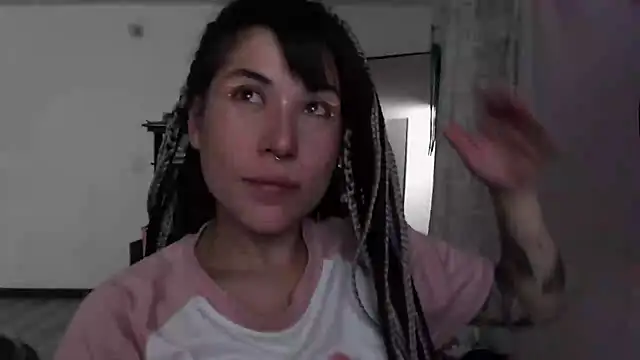 Hellen dumont online show from November 28, 2025, 2:25 am