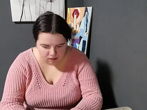 so shy online show from February 4, 2025, 10:32 am