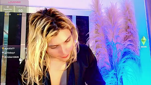 honey skin online show from February 14, 2026, 3:31 pm