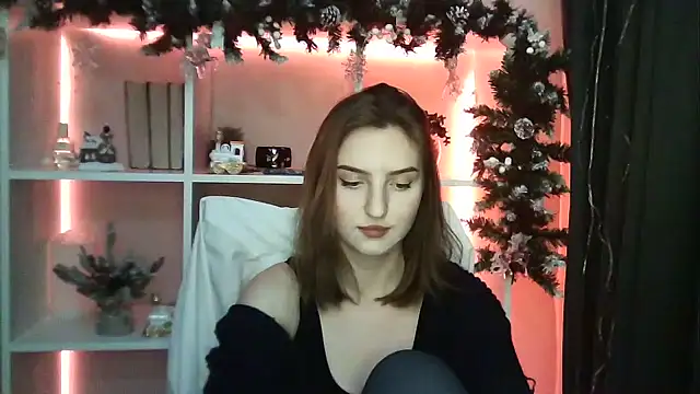 X Alisa online show from January 8, 2025, 7:45 pm