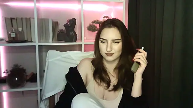 X Alisa online show from November 2, 2025, 7:27 pm