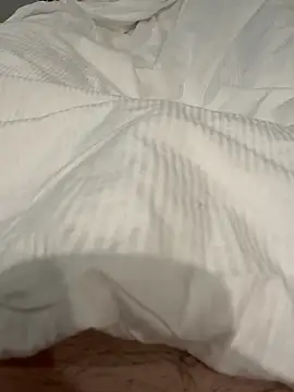 henes188 online show from October 26, 2025, 7:47 am