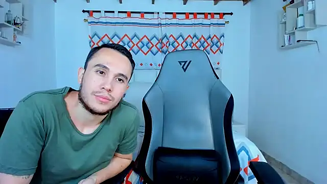 xxx sweet couple  online show from December 17, 2024, 4:56 am