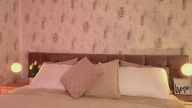 Scolw online show from September 22, 2025, 7:49 pm