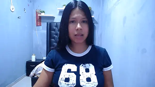 Snapshot of Letty_Plugxo chatting on June 2, 2026, 1:24 pm Letty Plugxo online show from June 2, 2026, 1:24 pm