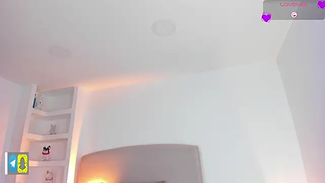 Ammy xx online show from December 20, 2025, 7:43 pm