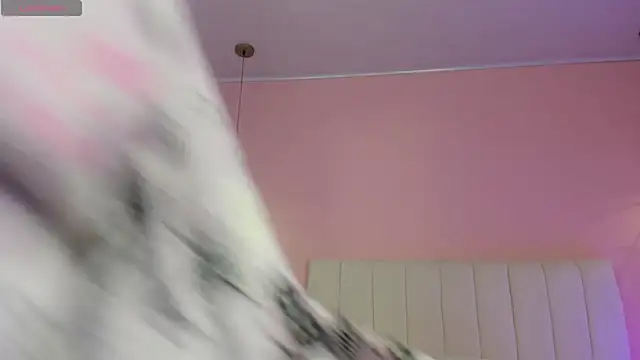 ScarletGV online show from September 24, 2025, 1:31 am