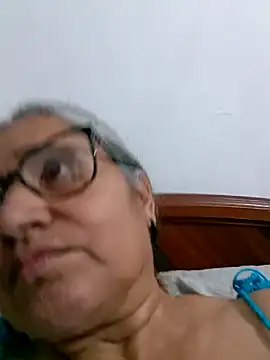  candi online show from April 18, 2026, 3:10 am