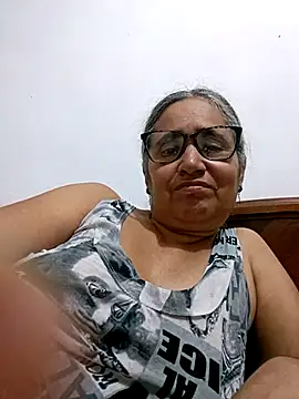  candi online show from April 21, 2026, 1:42 am