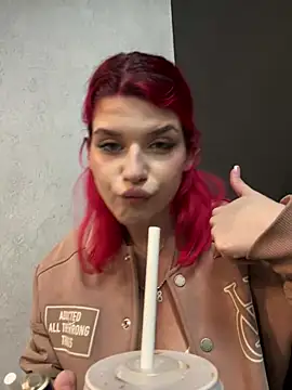 RiriRoseey online show from February 13, 2025, 11:17 am